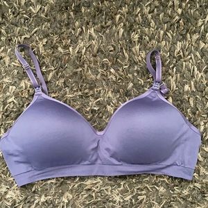 A Pea in the Pod maternity nursing bra